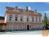 Poslovna Stavba-KAJUHOV DOM