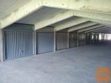 Moste-Polje Nove Jarše Beblerjev trg v garažnem objektu
