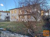 Sežana 800 m od centra Samostojna 205 m2
