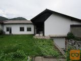 Šiška Brod Cizejeva ulica Vrstna 192 m2