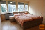 Svetlo In Prostorno Stanovanje Blizu Centra